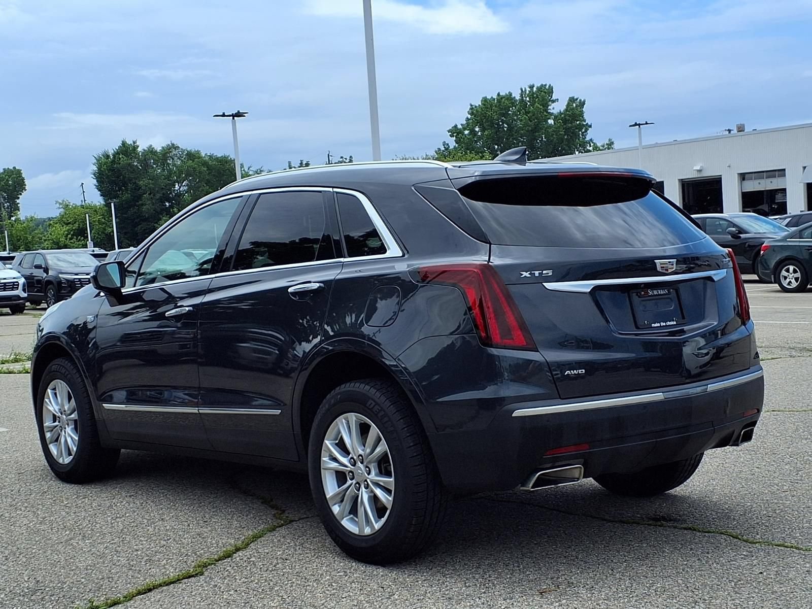 Certified 2023 Cadillac XT5 Luxury AWD/4WD image 7