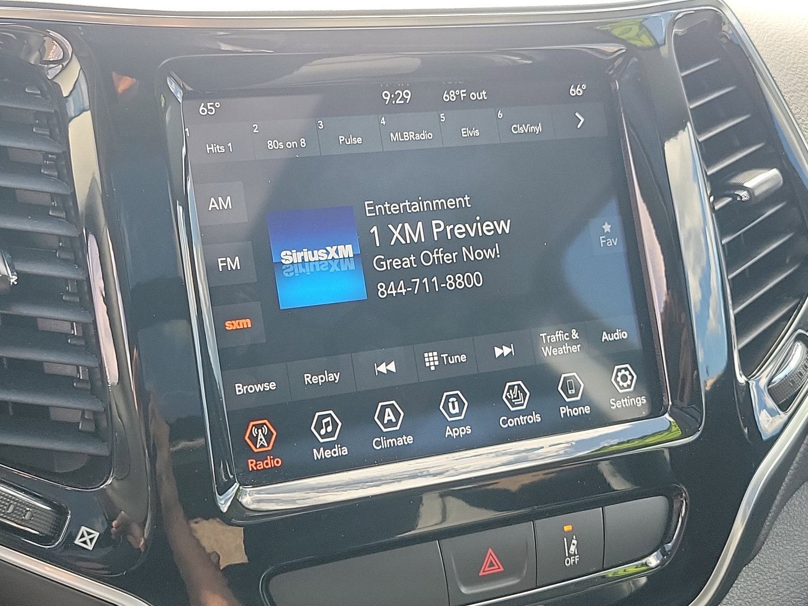 Certified 2022 Jeep Cherokee Limited image 17