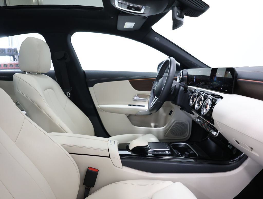 Certified 2023 Mercedes-Benz CLA 250 4MATIC image 21