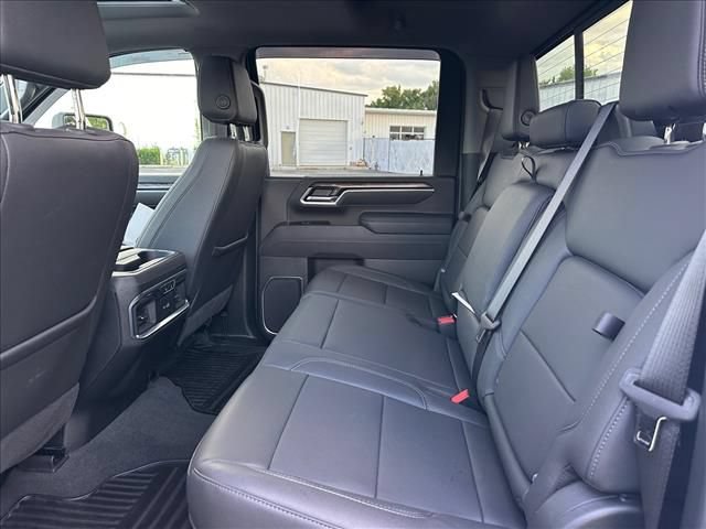 Certified 2025 Chevrolet Silverado 2500 LTZ w/ LTZ Premium Package AWD/4WD image 19