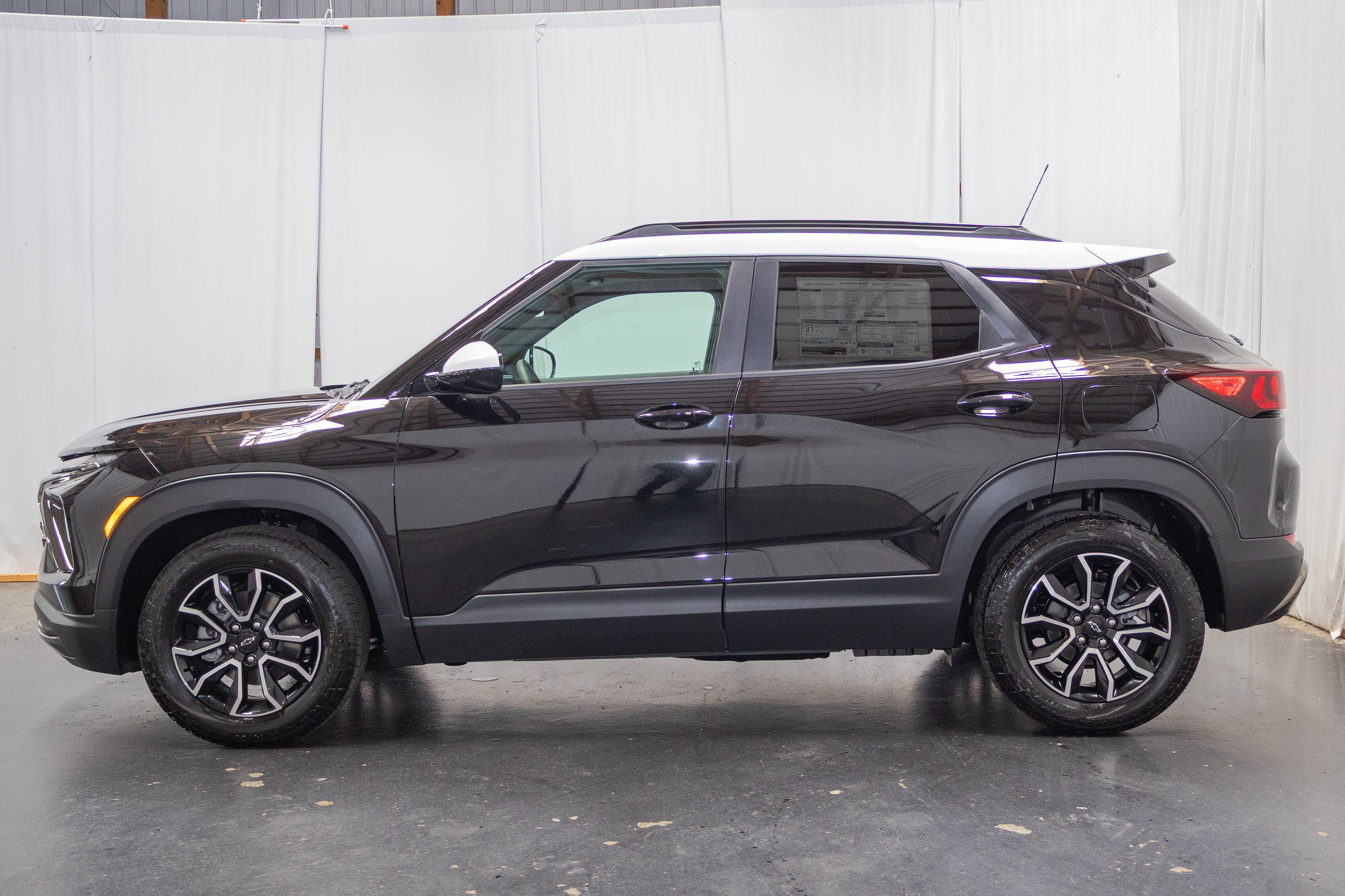 New 2026 Chevrolet TrailBlazer ACTIV w/ Convenience Package FWD image 5