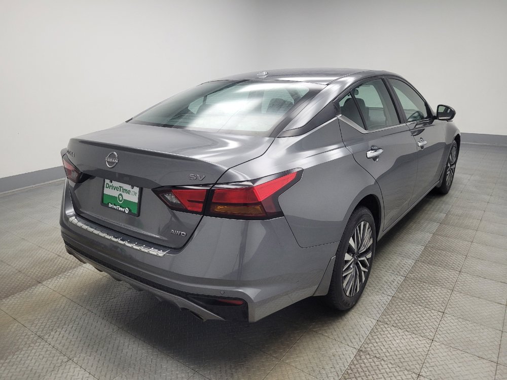 Used 2023 Nissan Altima 2.5 SV w/ SV Premium Package image 9