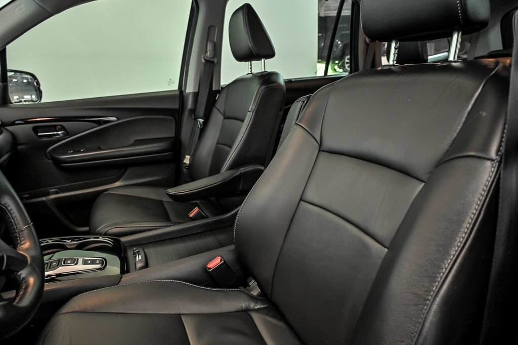 Used 2020 Honda Pilot Touring image 14