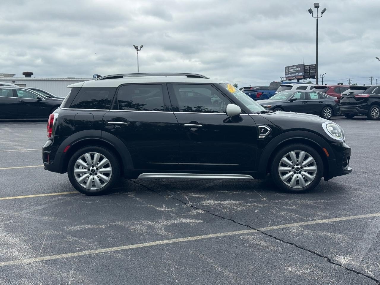 Used 2018 MINI Cooper Countryman S FWD image 3
