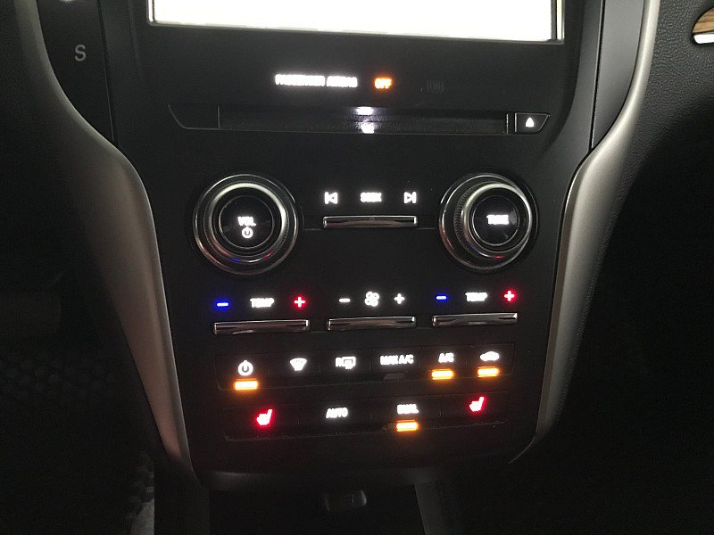 Used 2016 Lincoln MKC Select w/ Select Plus Package AWD/4WD image 29