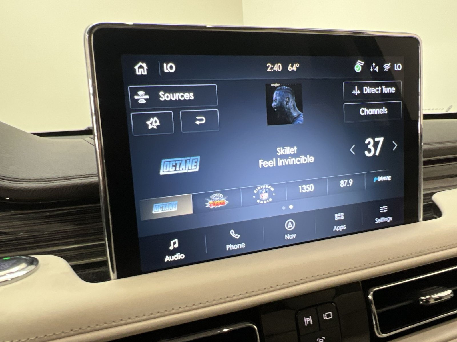 Used 2023 Lincoln Aviator Black Label AWD/4WD image 17