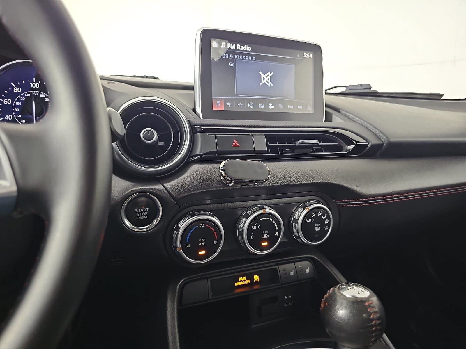 Used 2016 MAZDA MX-5 Miata Grand Touring RWD image 17