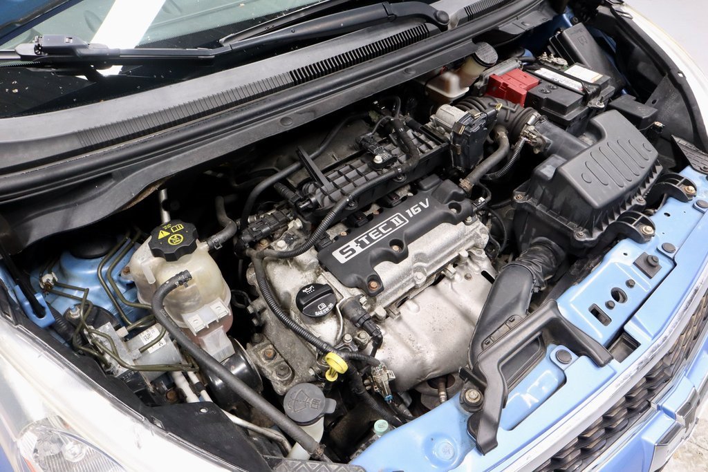 Used 2013 Chevrolet Spark LT image 17