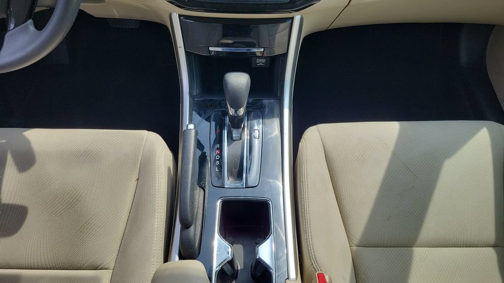 Used 2017 Honda Accord EX image 15