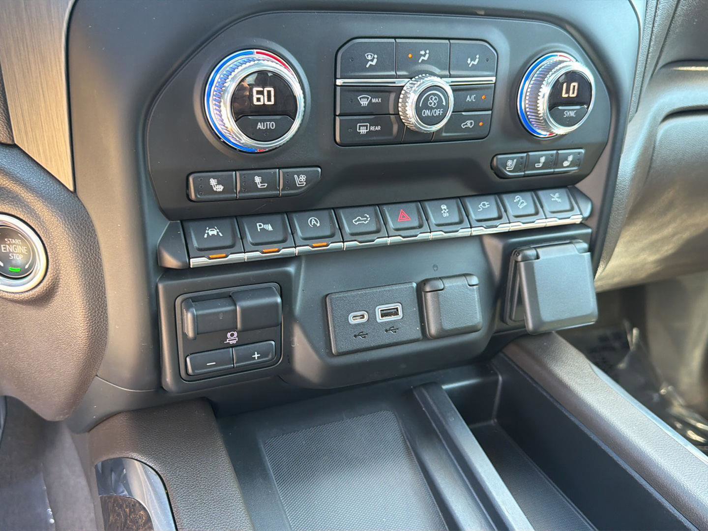 Used 2019 GMC Sierra 1500 Denali w/ Technology Package AWD/4WD image 28