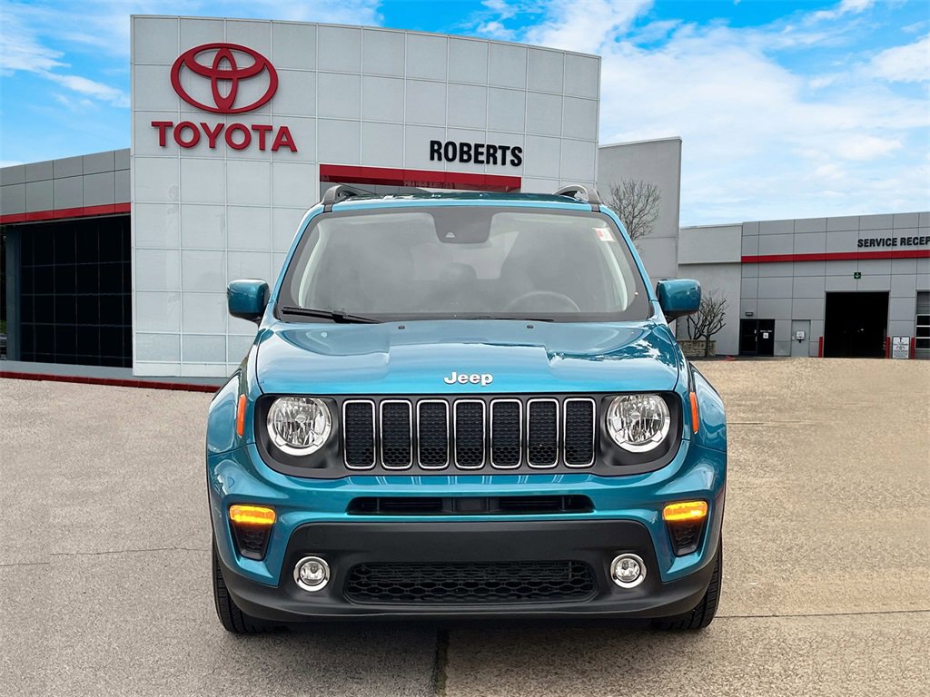 Used 2021 Jeep Renegade Latitude image 2