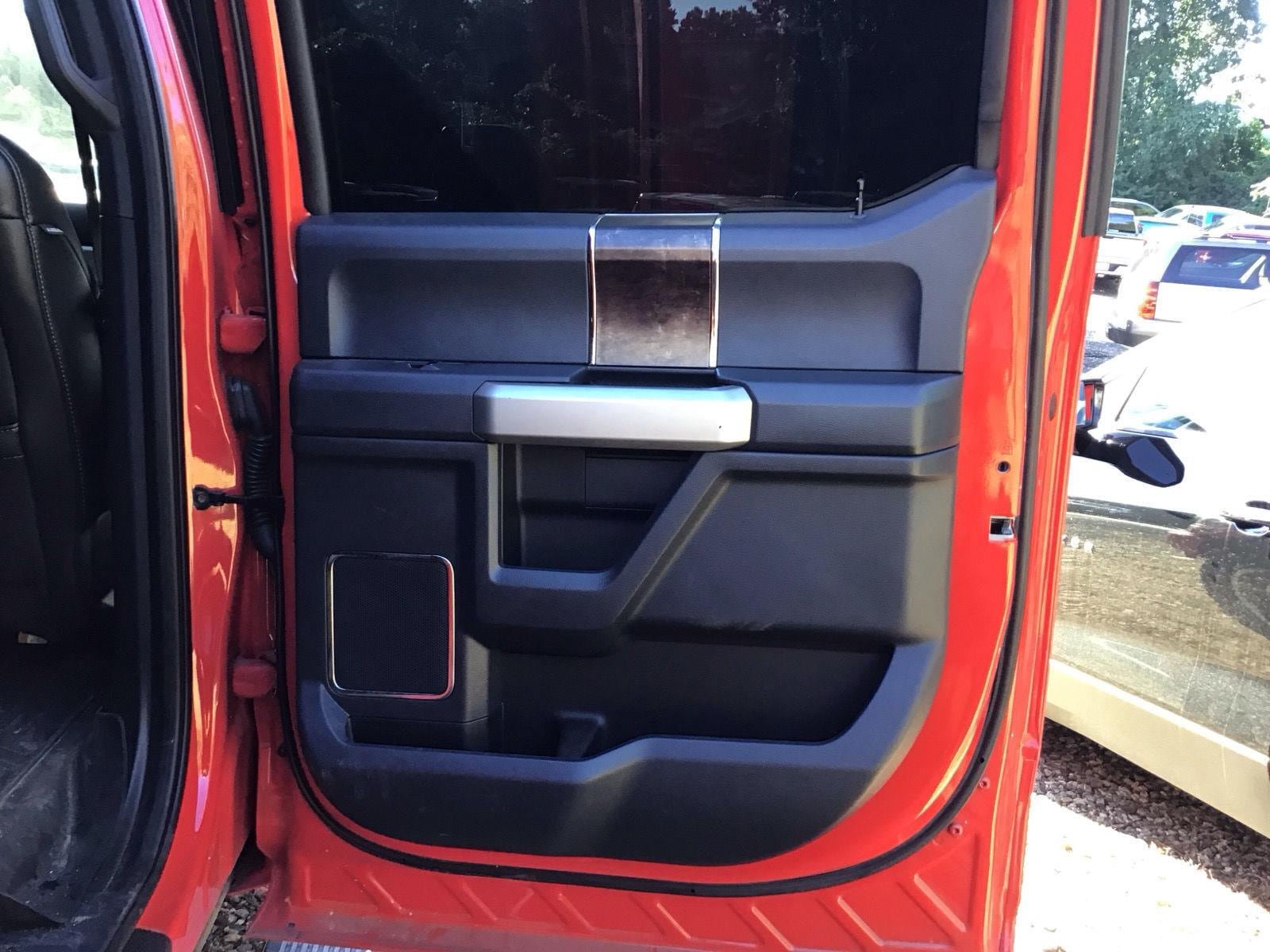 Used 2022 Ford F250 Lariat w/ Tremor Off-Road Package AWD/4WD image 5