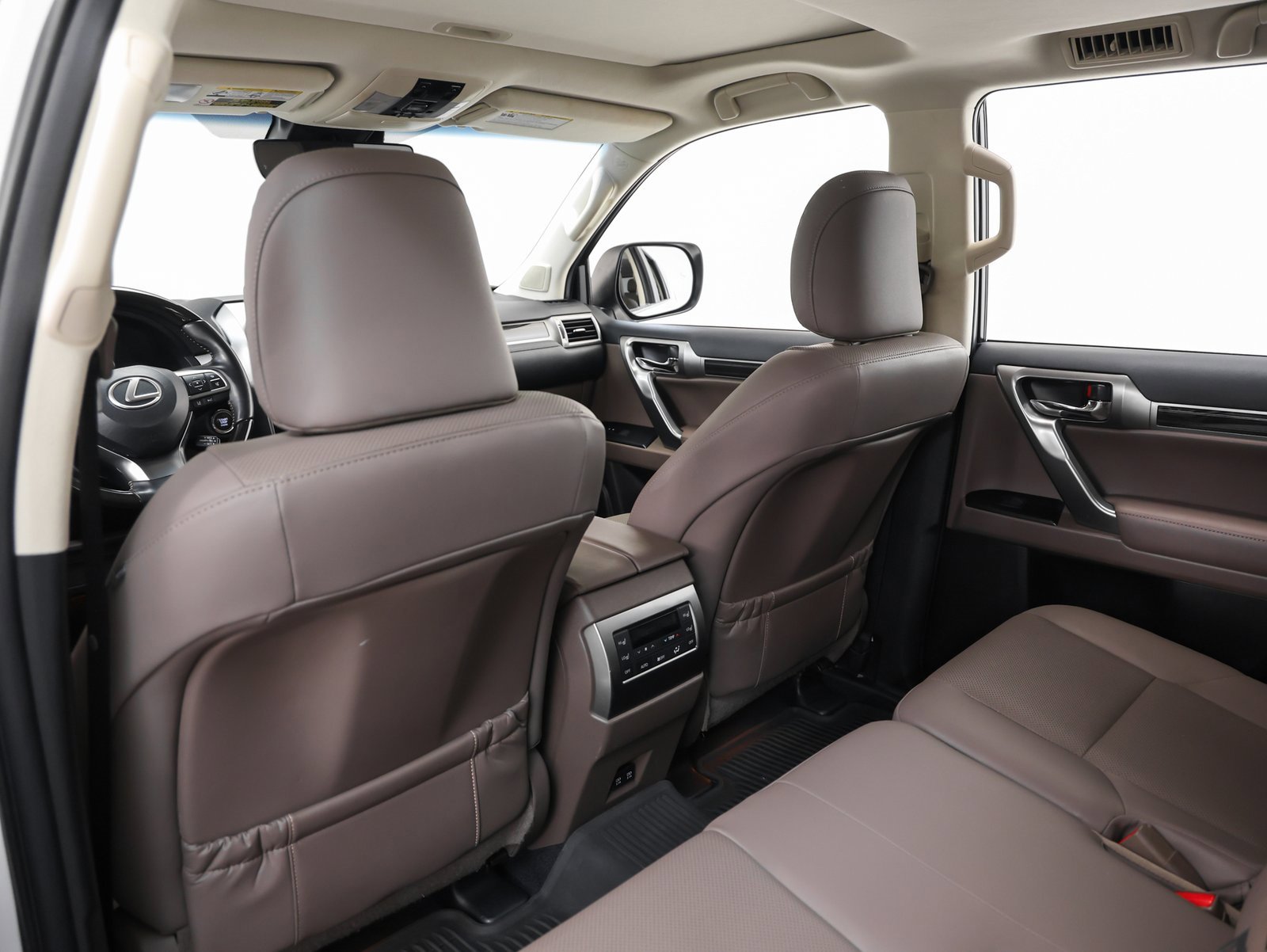 Used 2022 Lexus GX 460 Premium w/ Premium Package image 38