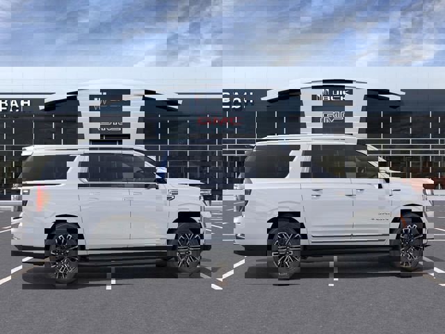 New 2026 GMC Yukon XL Elevation image 5