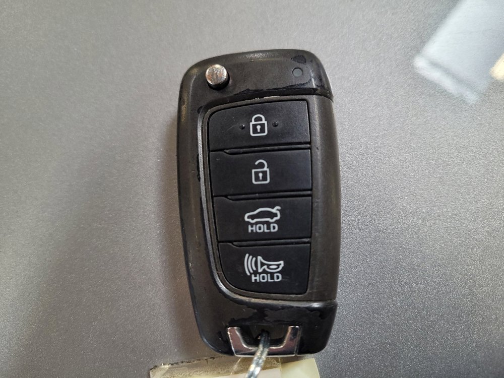 Used 2023 Hyundai Sonata SE image 32