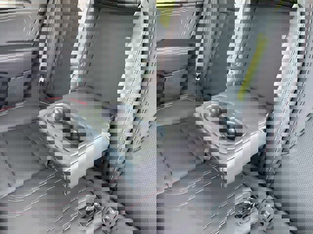 Used 2023 Buick Envision Essence w/ Technology Package I image 18