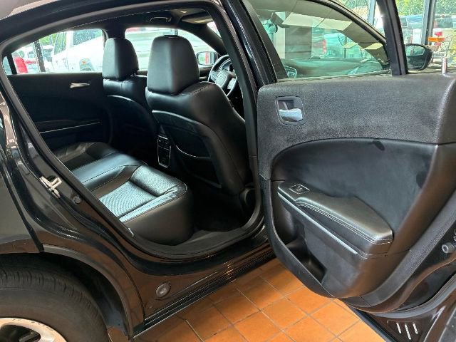Used 2021 Dodge Charger SXT w/ Leather Interior Group image 25