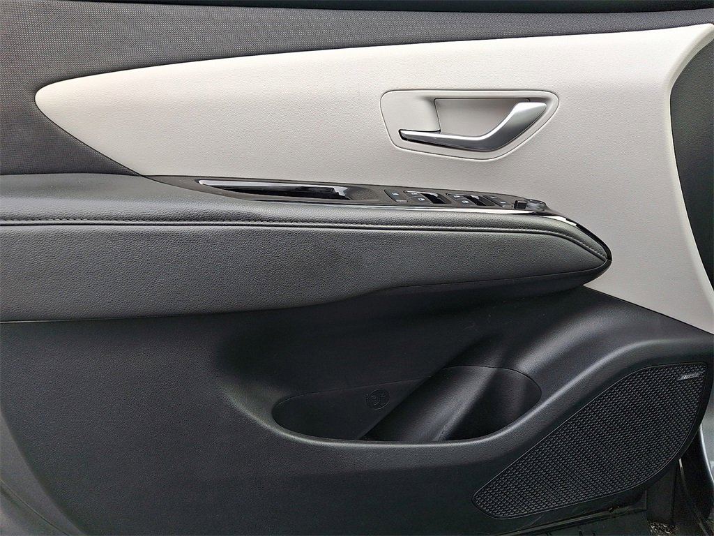 Used 2022 Hyundai Tucson Limited image 12