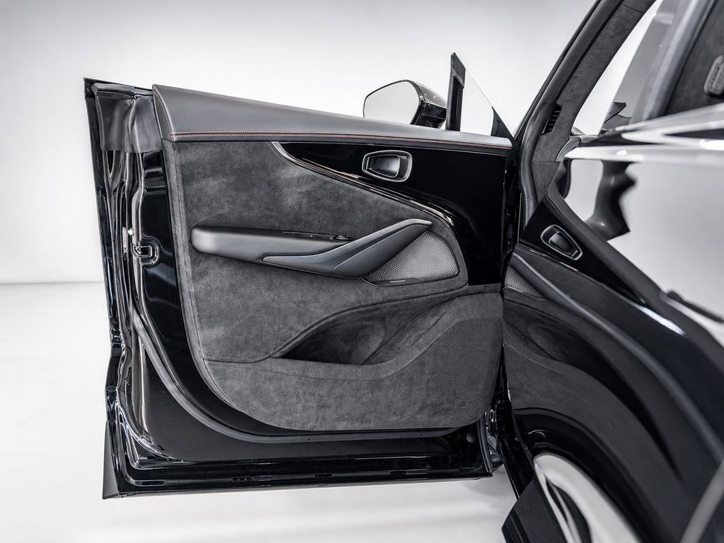 New 2026 Aston Martin DBX 707 AWD/4WD image 24