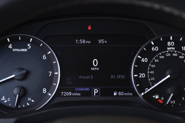 Used 2025 INFINITI QX50 Luxe AWD/4WD image 10