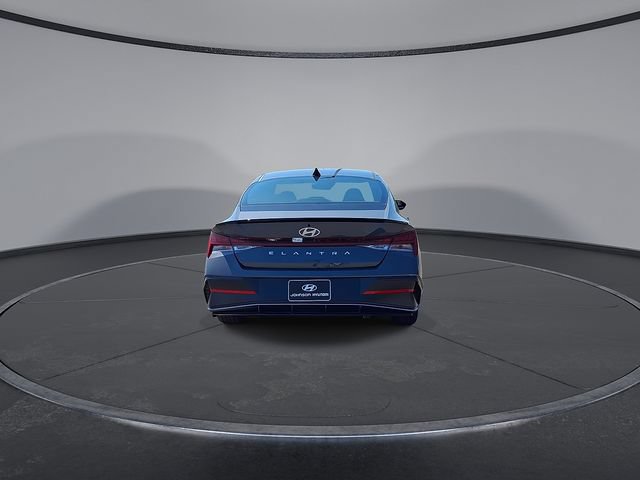New 2026 Hyundai Elantra SEL Sport Premium FWD image 8