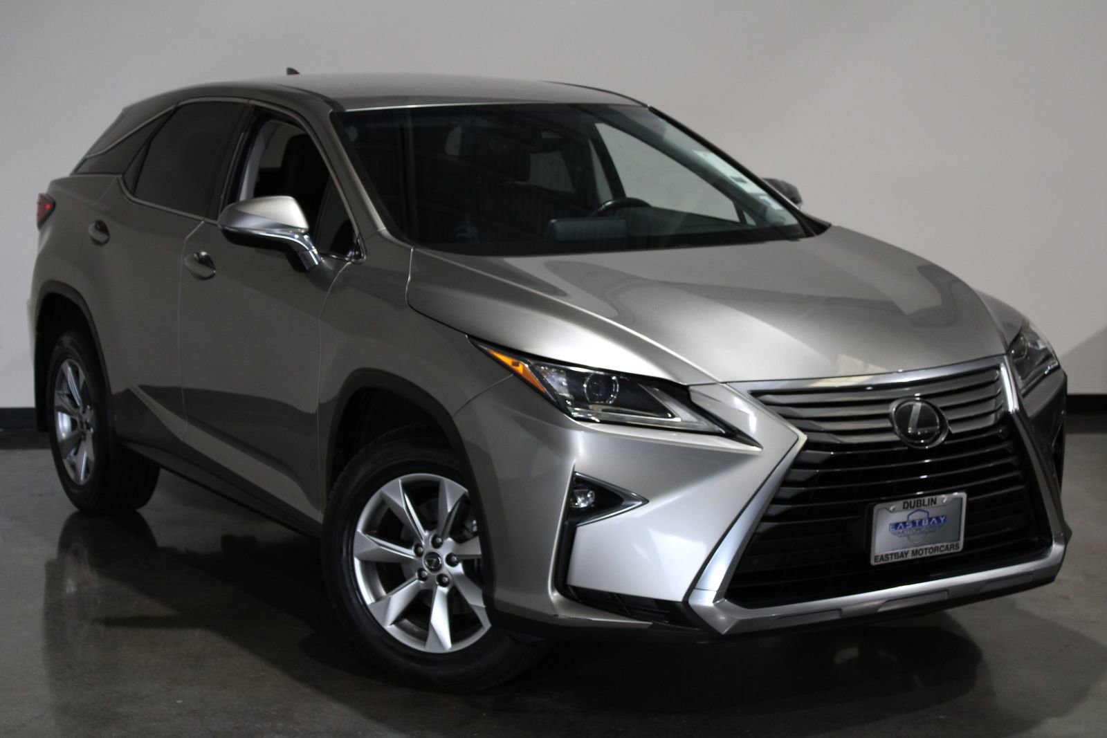 Used 2019 Lexus RX 350 FWD image 2