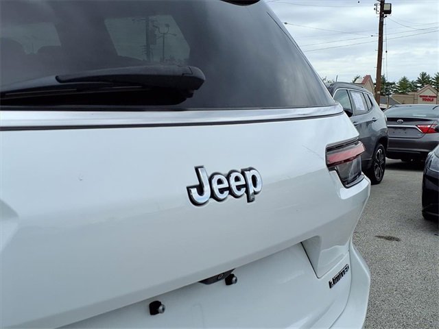 Used 2021 Jeep Grand Cherokee L Limited image 31