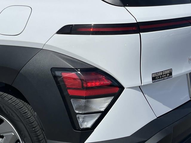 Certified 2025 Hyundai Kona SE image 10