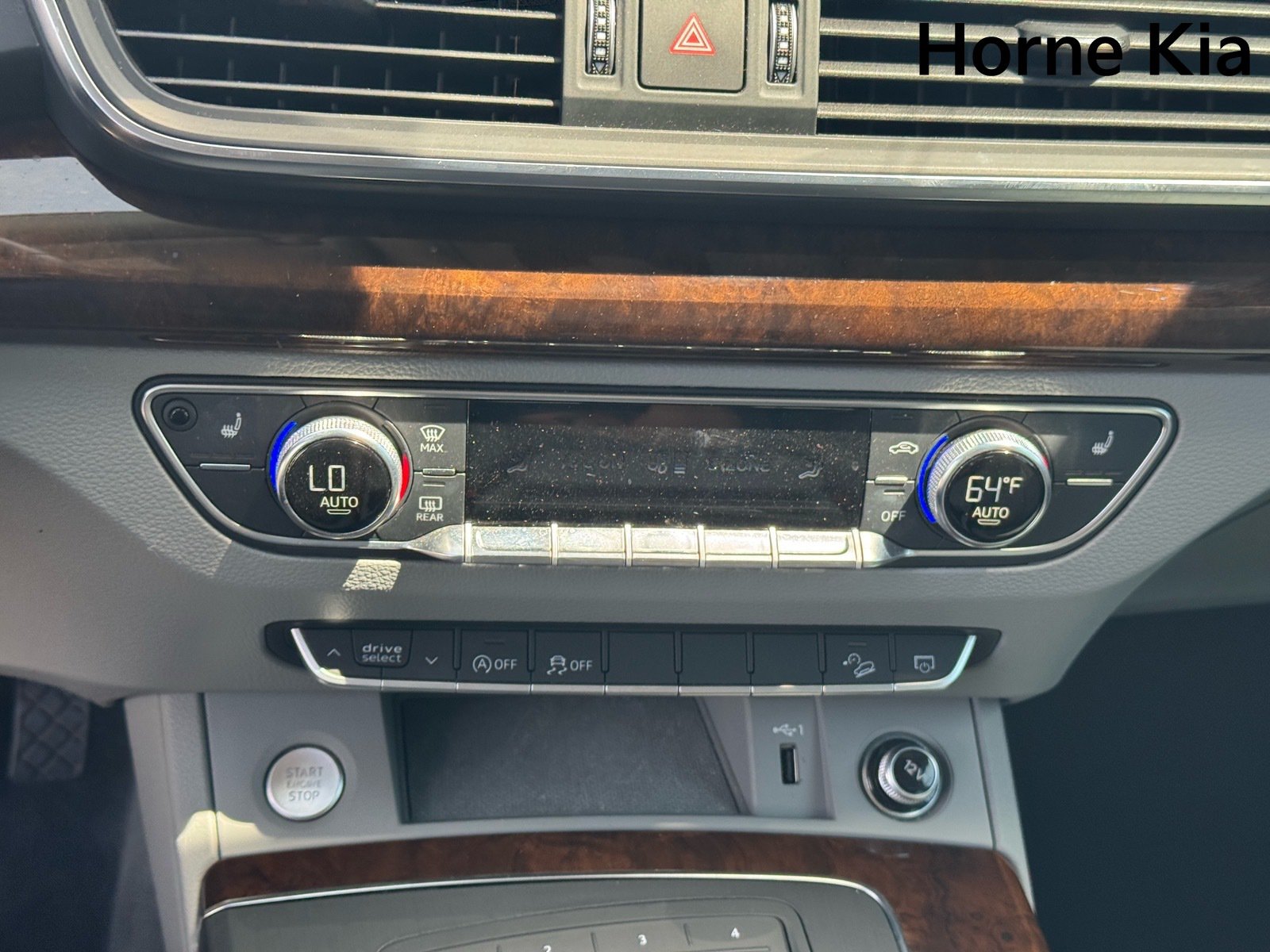 Used 2019 Audi Q5 2.0T Premium AWD/4WD image 23