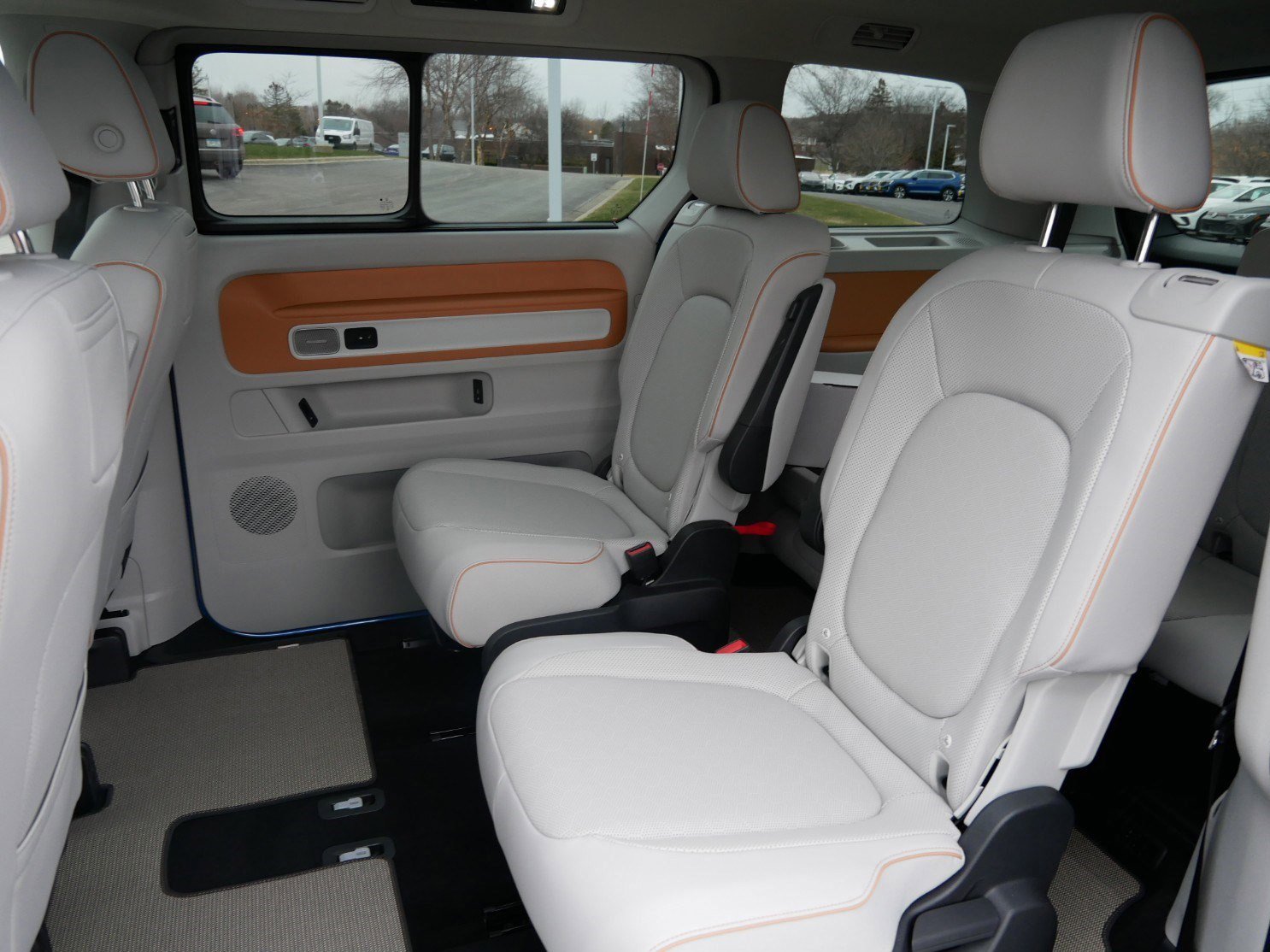 New 2025 Volkswagen ID. Buzz 1st Edition image 5