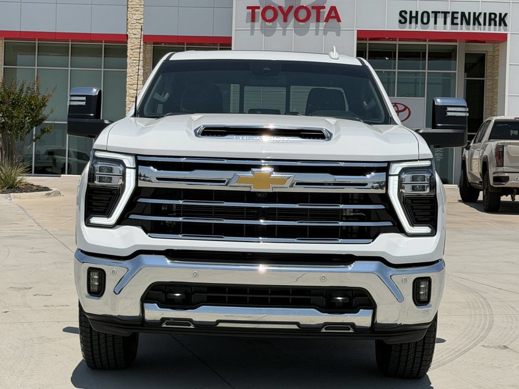 Used 2024 Chevrolet Silverado 2500 LTZ w/ LTZ Convenience Package AWD/4WD image 7