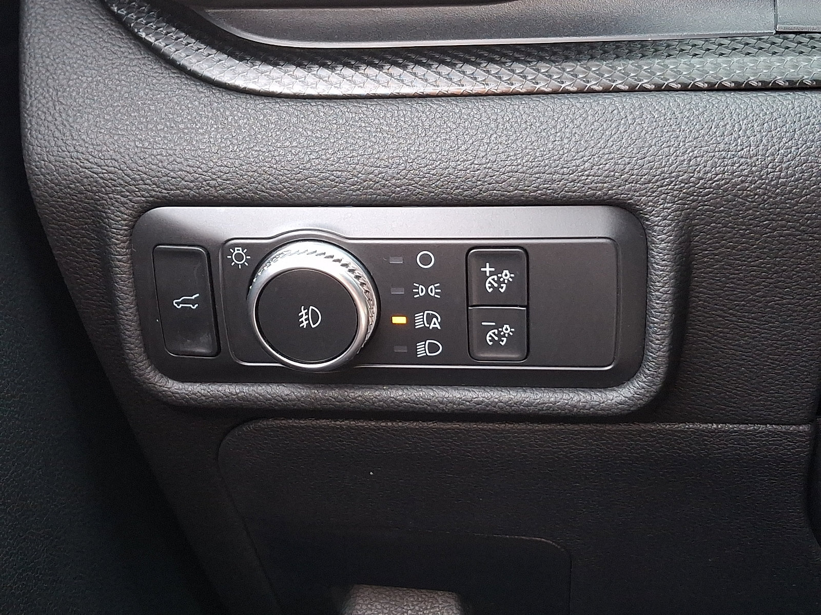 Used 2020 Ford Explorer ST AWD/4WD image 26