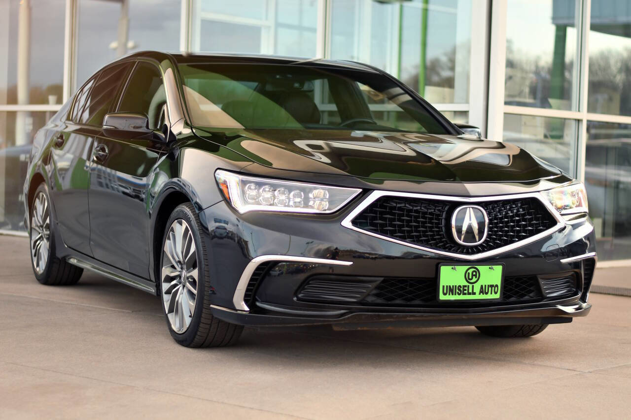 Used 2018 Acura RLX w/ Technology Package image 2