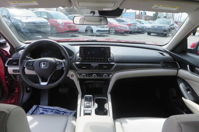Used 2019 Honda Accord Hybrid image 17