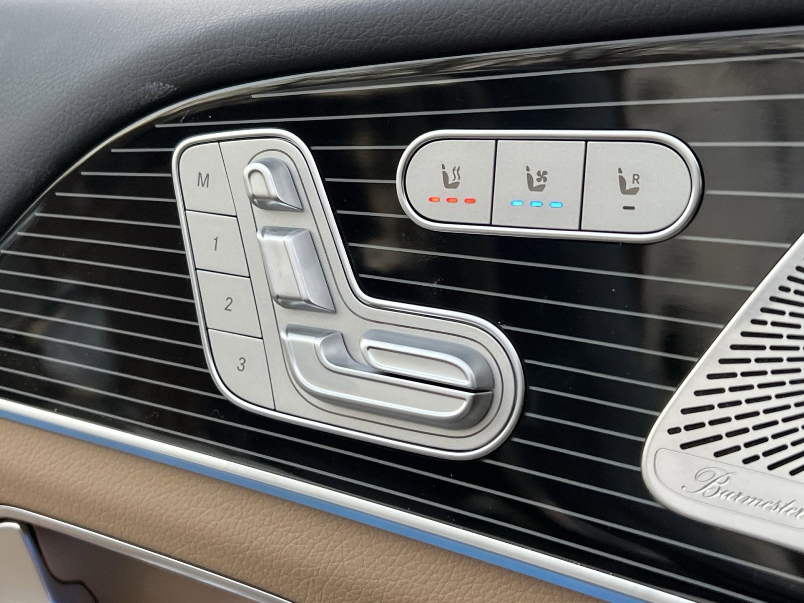 New 2026 Mercedes-Benz GLS 450 4MATIC image 35