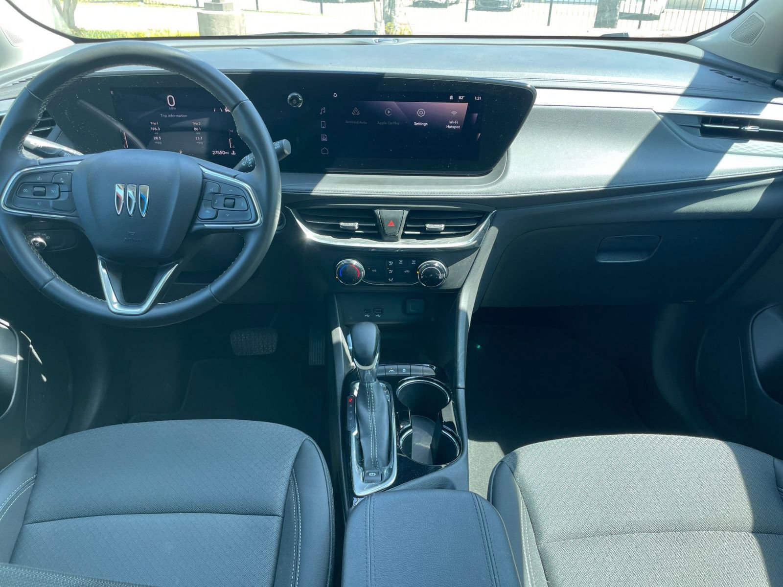 Used 2025 Buick Encore GX Preferred image 17