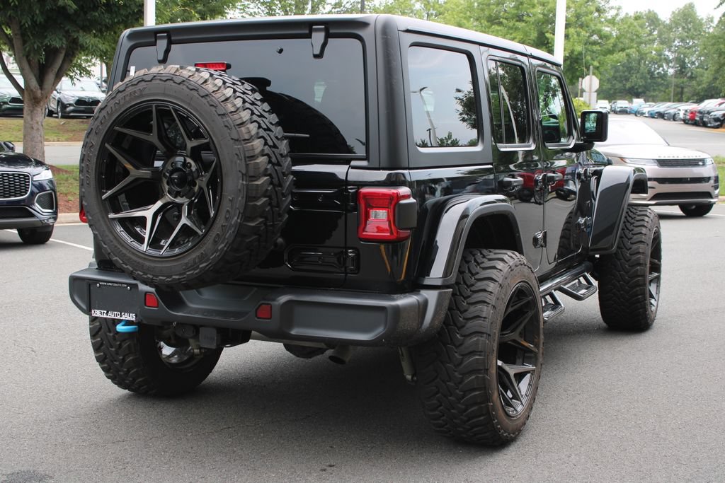 Used 2022 Jeep Wrangler Unlimited Rubicon 4xe AWD/4WD image 4
