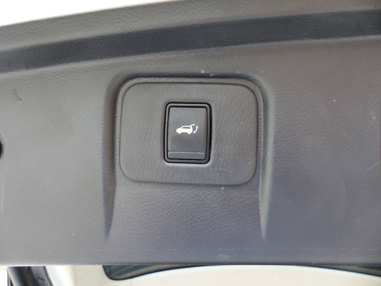 Used 2023 Nissan Murano Platinum w/ Cargo Package AWD/4WD image 44