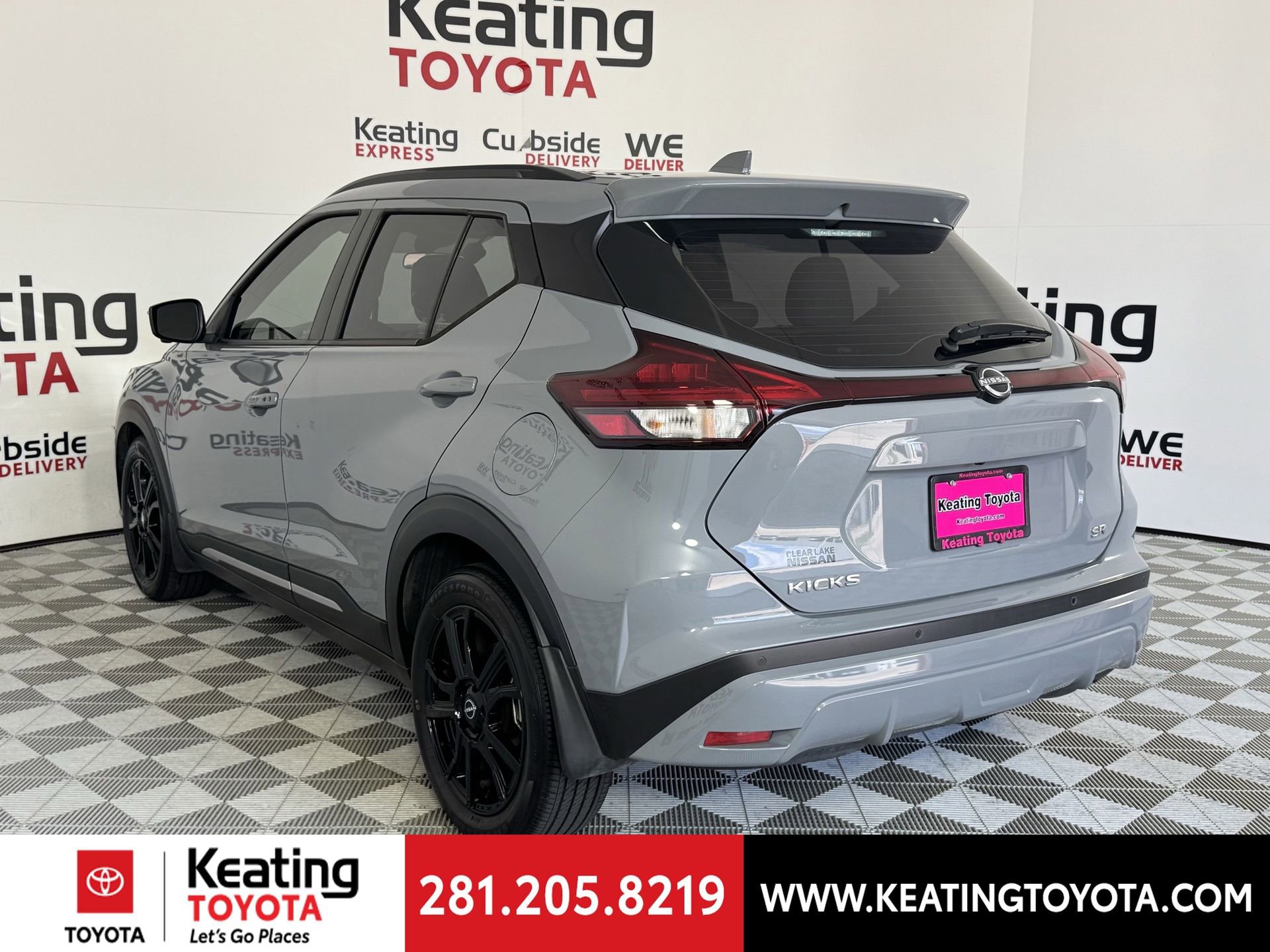 Used 2024 Nissan Kicks SR w/ SR Premium Package image 7