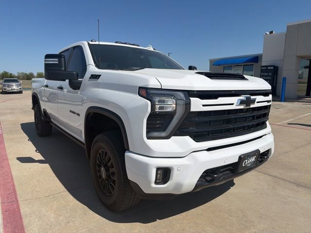Used 2024 Chevrolet Silverado 2500 LTZ w/ LTZ Plus Package image 4