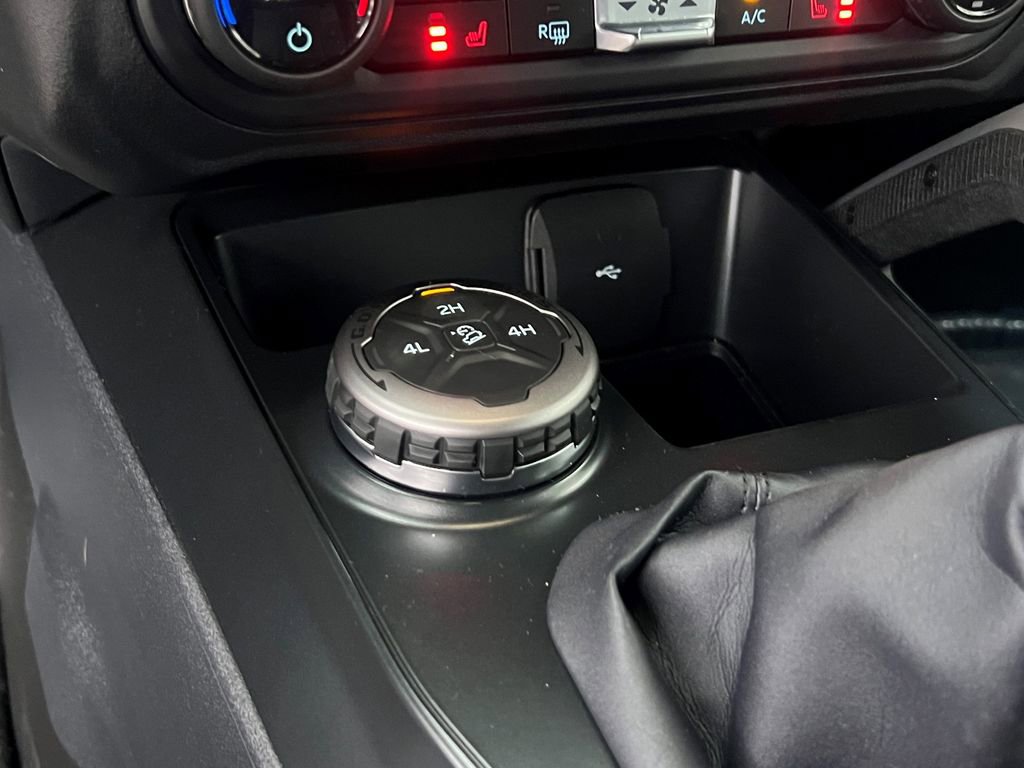 Used 2024 Ford Bronco Big Bend image 23