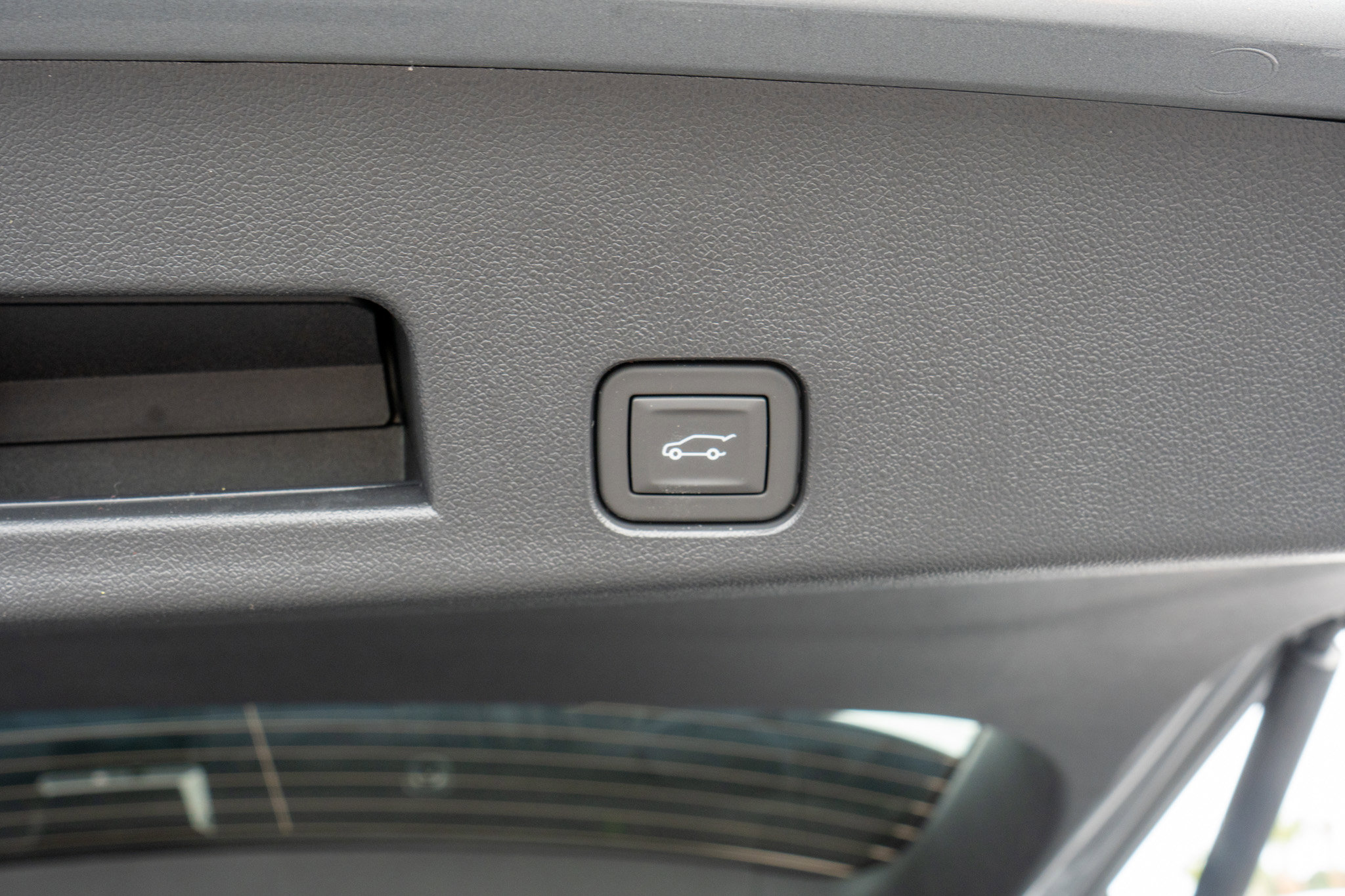 New 2026 GMC Acadia Elevation FWD image 32