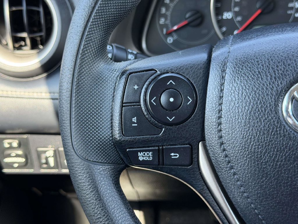 Used 2013 Toyota RAV4 XLE FWD image 8