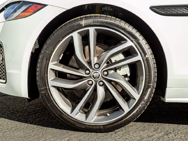New 2024 Jaguar XF R-Dynamic SE AWD/4WD image 12