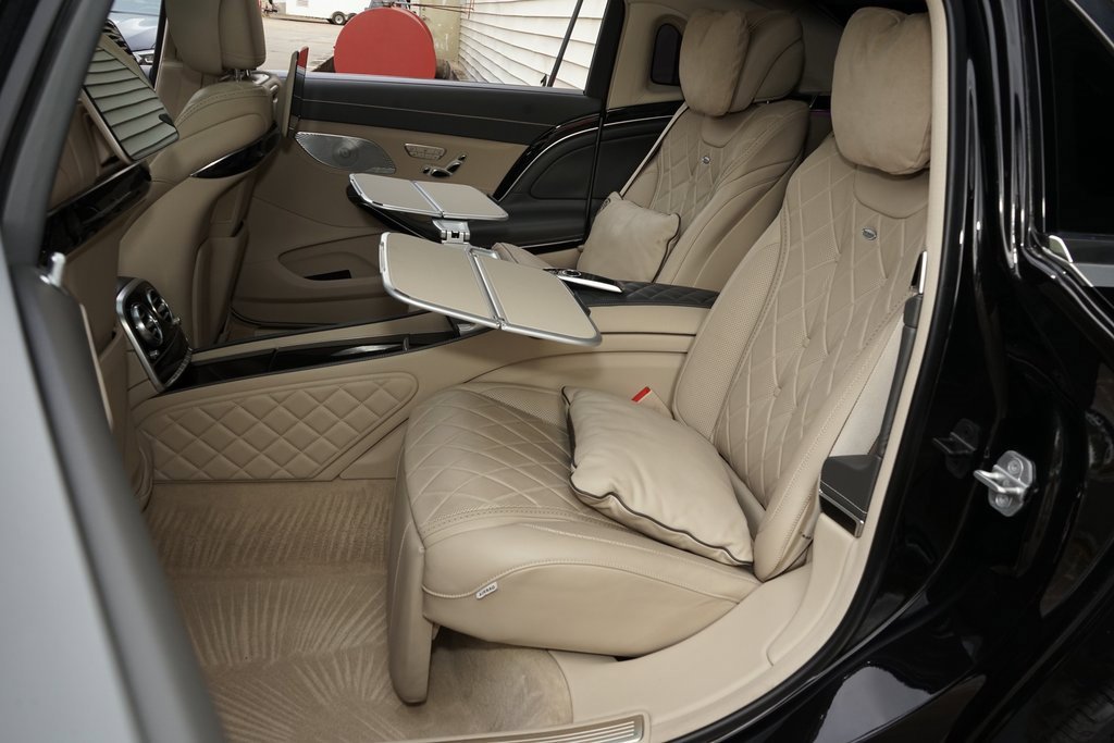 Used 2018 Mercedes-Benz Maybach S 560 4MATIC image 17