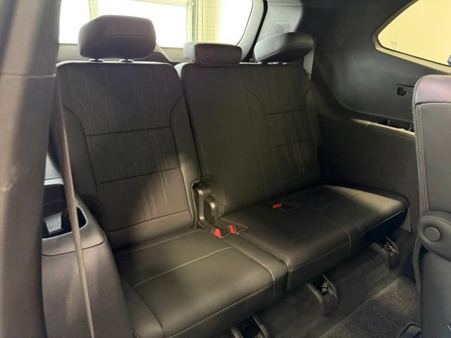 Used 2026 Buick Enclave Avenir w/ Super Cruise Package AWD/4WD image 27