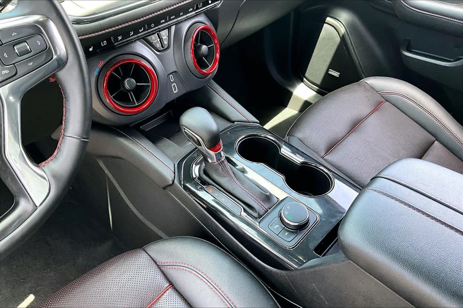 Used 2025 Chevrolet Blazer RS FWD image 17