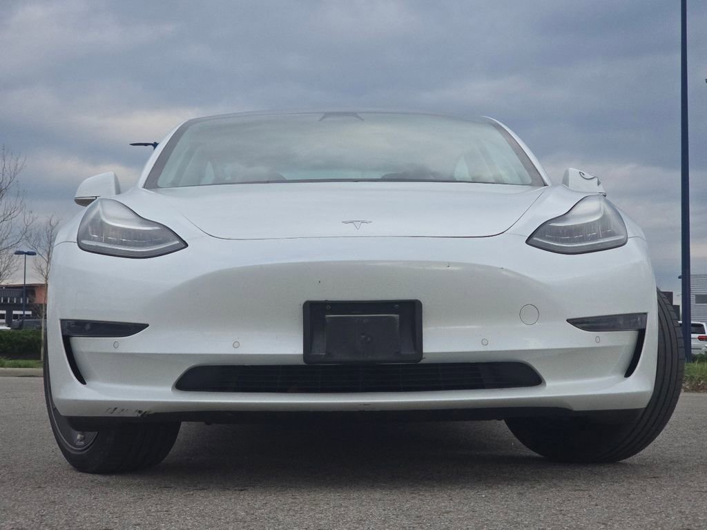Used 2020 Tesla Model 3 Standard Range Plus image 9