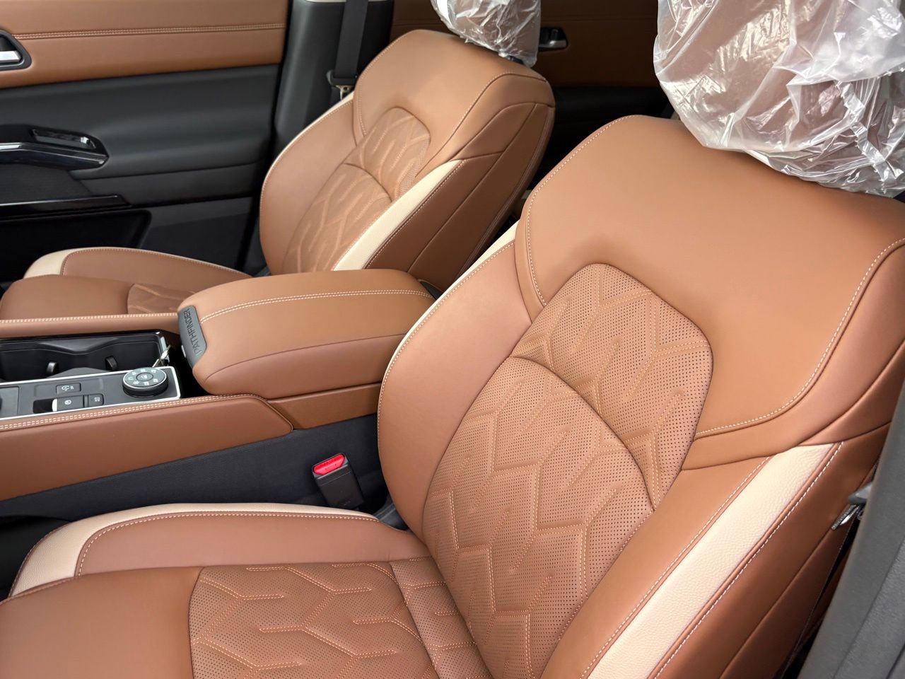 New 2026 Nissan Pathfinder Platinum AWD/4WD image 16
