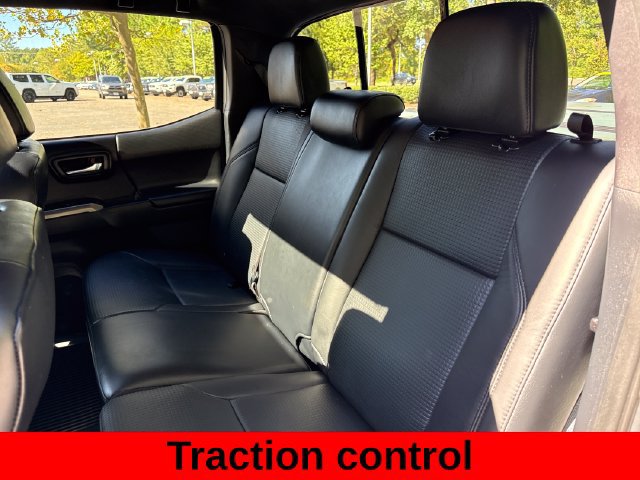 Used 2020 Toyota Tacoma SR5 AWD/4WD image 22
